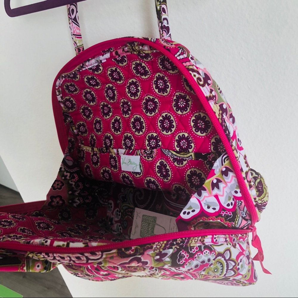 💜SOLD🆕Vera Bradley Bowler Very Berry Paisley - Picture 4 of 8